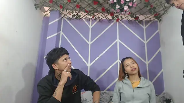 lau and boys18 online show from October 16, 2025, 1:19 pm