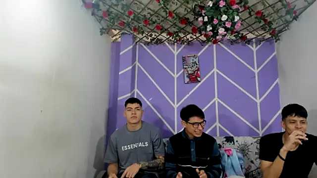 lau and boys18 online show from November 14, 2025, 1:15 pm