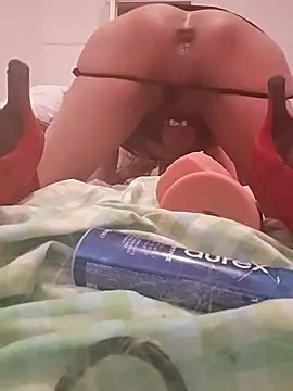 MoussTarro75 online show from October 6, 2025, 9:10 am