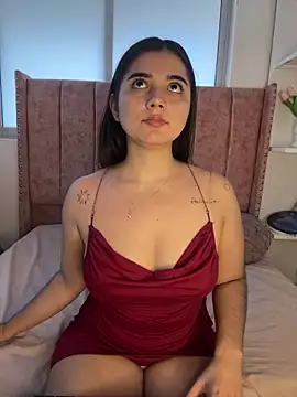 salomecute21 online show from March 6, 2026, 11:27 am