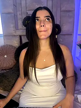 Snapshot of salomecute21 chatting on October 21, 2025, 11:42 am salomecute21 online show from October 21, 2025, 11:42 am