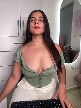 Snapshot of salomecute21 chatting on February 19, 2026, 11:07 am salomecute21 online show from February 19, 2026, 11:07 am