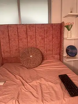 Snapshot of salomecute21 chatting on February 12, 2026, 11:32 am salomecute21 online show from February 12, 2026, 11:32 am