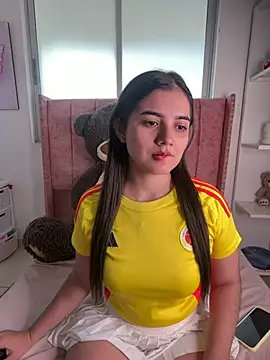 Snapshot of salomecute21 chatting on June 27, 2026, 12:00 pm salomecute21 online show from June 27, 2026, 12:00 pm