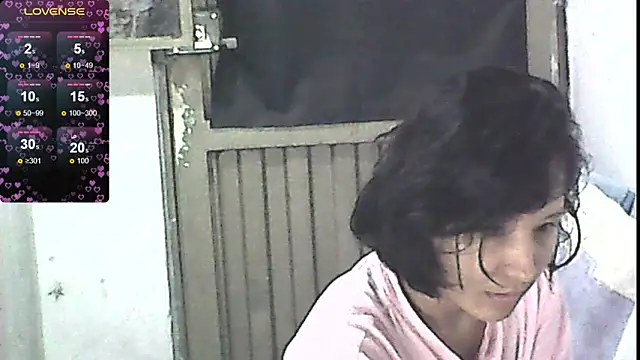 Natzu Choi online show from October 7, 2025, 10:33 pm