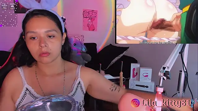 lila kitty81 online show from October 30, 2025, 7:44 pm