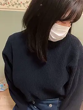 -SAKI-xx online show from January 14, 2026, 5:33 am