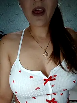 Viola3102 online show from October 27, 2025, 7:48 pm