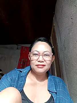 Everleigh mom online show from January 7, 2026, 8:03 pm