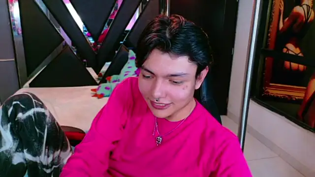 alandelrey57 online show from April 23, 2026, 3:46 am