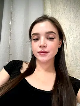 NoraGartner online show from September 13, 2025, 10:43 pm
