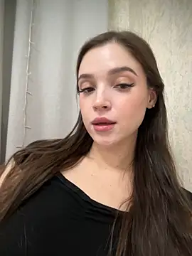 NoraGartner online show from September 12, 2025, 11:26 pm
