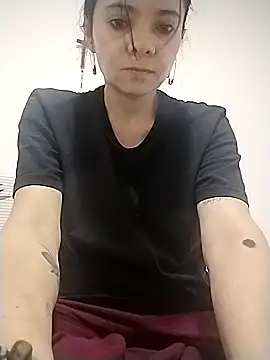 Cami Konor online show from October 10, 2025, 8:31 pm