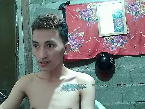 Asian twinkk online show from October 12, 2025, 10:05 am