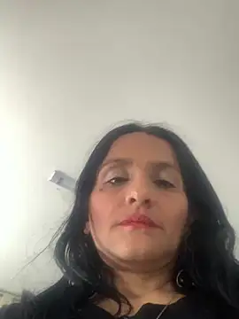 kataleya 29 online show from October 13, 2025, 8:10 pm