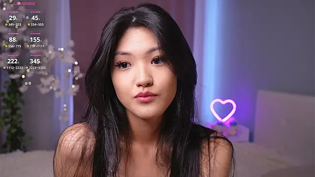FancyEsten online show from July 22, 2026, 8:05 am