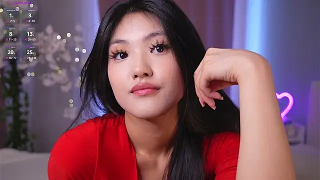 FancyEsten online show from July 7, 2026, 7:56 am