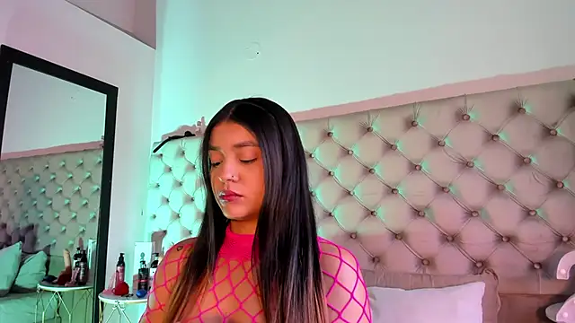 AbbyBeck online show from October 9, 2025, 12:28 pm