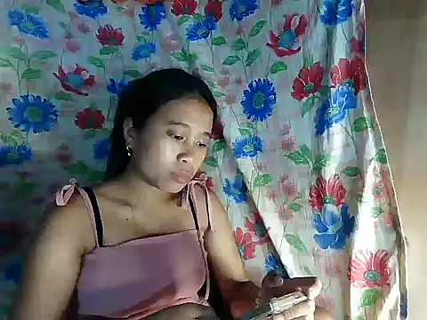 Pinay Skinny18 online show from October 1, 2025, 10:41 am