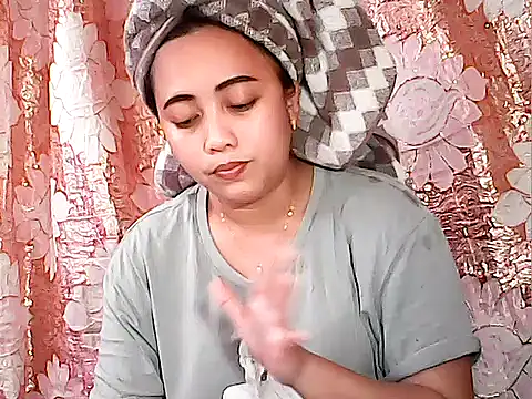 Pinay Chubby20 online show from September 18, 2025, 3:42 am