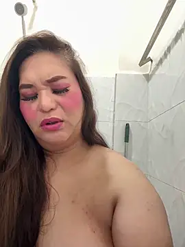 ashleygrahamts online show from September 21, 2025, 3:00 am