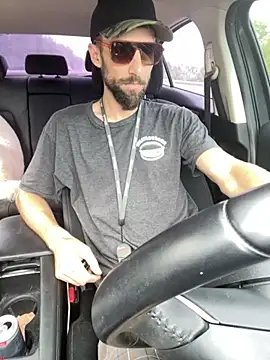 Snapshot of thejohnryancollection chatting on October 8, 2025, 9:15 pm thejohnryancollection online show from October 8, 2025, 9:15 pm