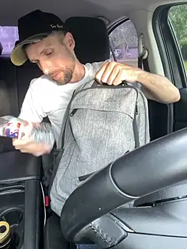 Snapshot of thejohnryancollection chatting on October 17, 2025, 1:57 pm thejohnryancollection online show from October 17, 2025, 1:57 pm