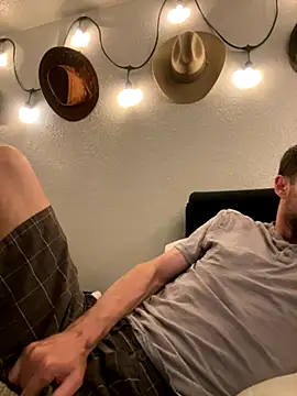 Snapshot of thejohnryancollection chatting on November 7, 2025, 5:12 am thejohnryancollection online show from November 7, 2025, 5:12 am