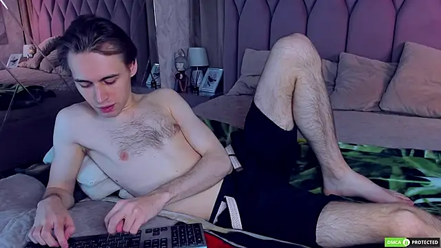 WilliamDyson online show from November 19, 2025, 3:17 am