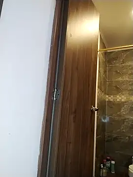 Fernandar2025 online show from October 19, 2025, 8:44 pm