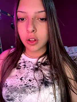Snapshot of kiramedi chatting on September 12, 2025, 7:57 pm kiramedi online show from September 12, 2025, 7:57 pm