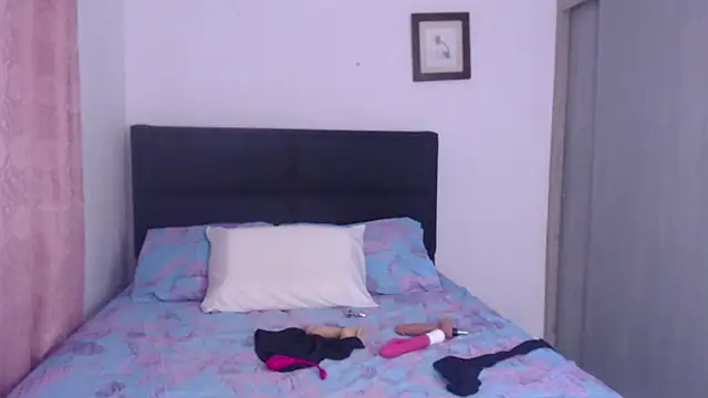 Snapshot of Tiiana chatting on February 19, 2026, 5:10 pm Tiiana online show from February 19, 2026, 5:10 pm