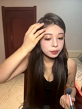 tuanzi125216 online show from October 17, 2025, 5:11 am