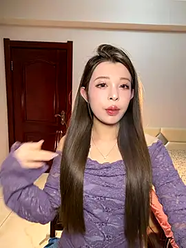 tuanzi125216 online show from November 11, 2025, 5:41 pm