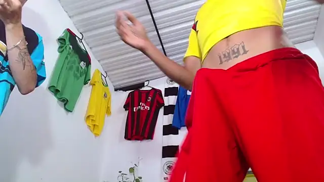 skinny23cm online show from February 11, 2026, 2:17 pm