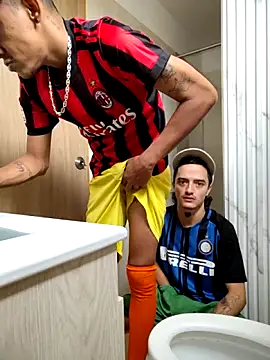 skinny23cm online show from October 16, 2025, 2:47 pm