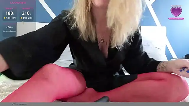 bellemasquer online show from October 9, 2025, 12:06 pm