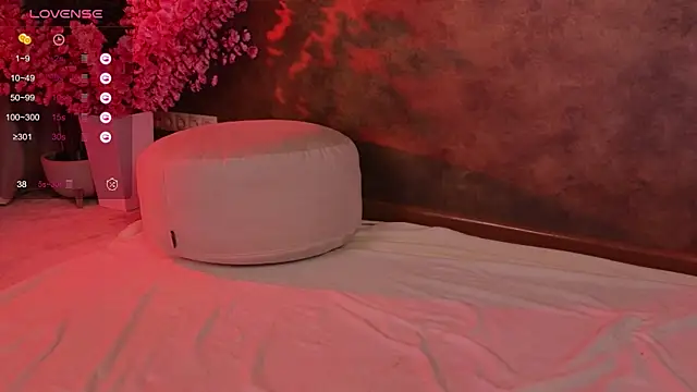 sex tezzi online show from November 10, 2025, 7:30 pm