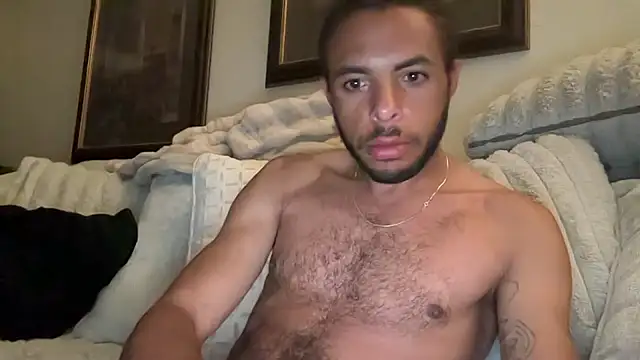 Snapshot of DERTYLAY chatting on May 22, 2026, 8:23 am DERTYLAY online show from May 22, 2026, 8:23 am