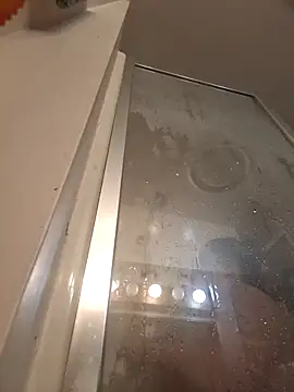 50-shades-of-JADE online show from November 3, 2025, 10:24 pm