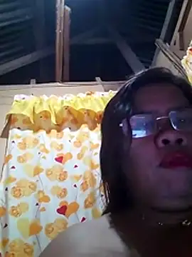 Huge mama69 online show from May 15, 2026, 12:47 pm