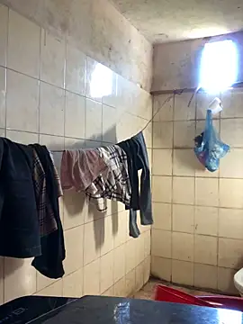 Maymay97 online show from November 26, 2025, 5:40 am