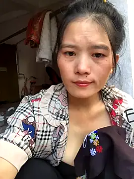 Maymay97 online show from October 9, 2025, 9:10 am