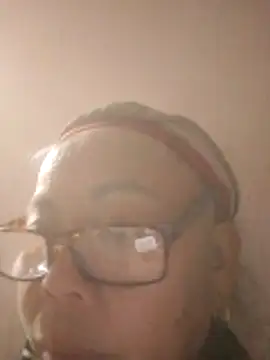 VangLe73 online show from February 19, 2026, 1:30 pm