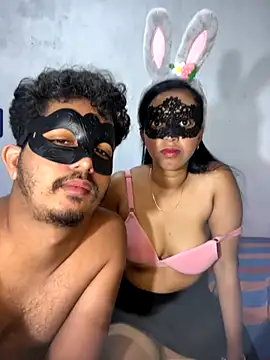 celone couple 22 online show from October 10, 2025, 12:06 pm