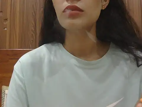 Snapshot of Tanvi_Angel chatting on July 5, 2026, 3:30 pm Tanvi Angel online show from July 5, 2026, 3:30 pm