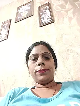 Snapshot of Soniya_Roy chatting on June 17, 2026, 8:25 am Soniya Roy online show from June 17, 2026, 8:25 am