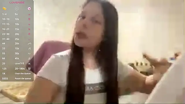 Purekittyshy online show from October 3, 2025, 3:46 pm