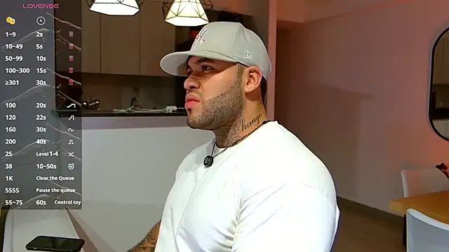 Snapshot of Michael_Salens chatting on October 29, 2025, 11:03 pm Michael Salens online show from October 29, 2025, 11:03 pm