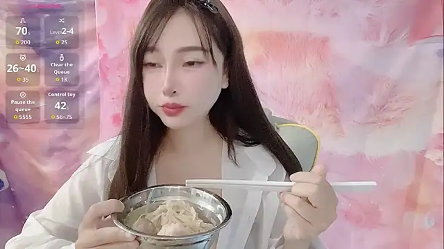 Crush-7ii online show from October 15, 2025, 12:09 am